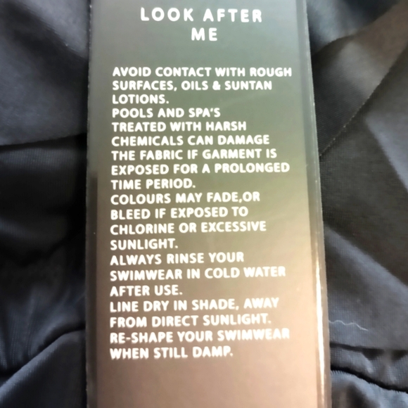 City Chic Ruffles' Women One Piece Swimsuit / Size 14 - Picture 11 of 12